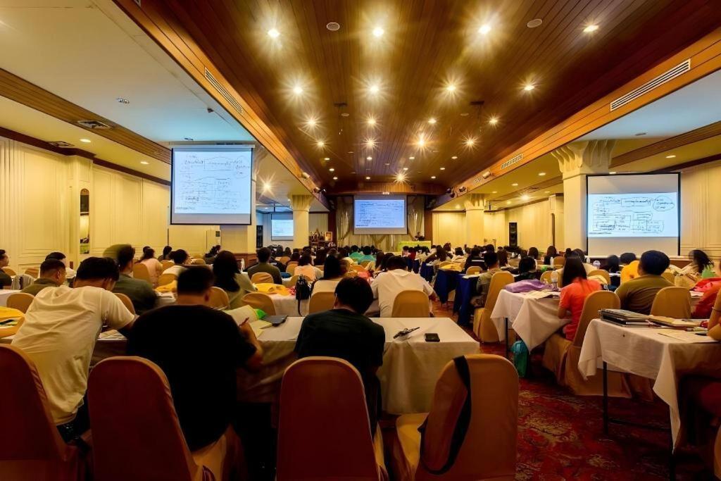 Pailyn Phitsanulok Hotel Luaran gambar