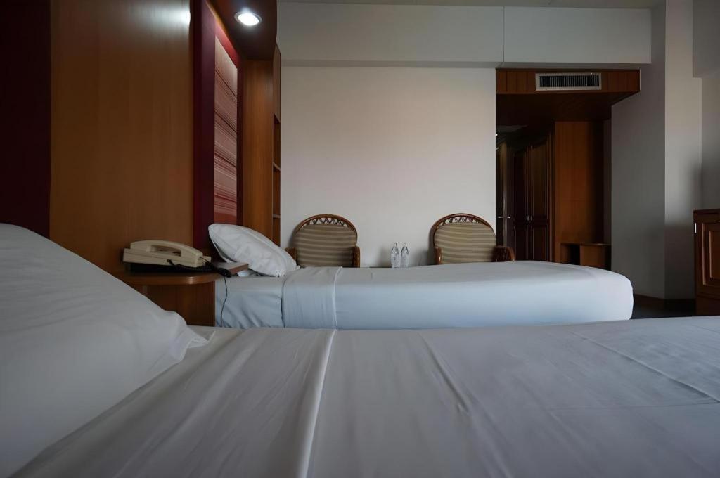 Pailyn Phitsanulok Hotel Luaran gambar