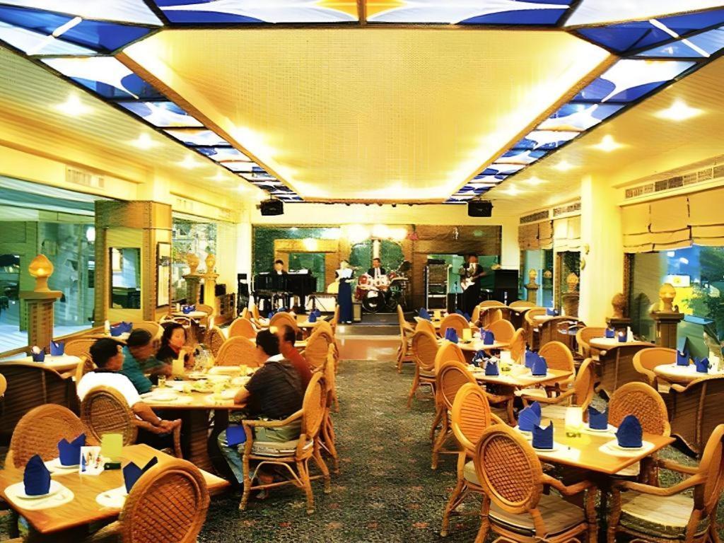 Pailyn Phitsanulok Hotel Luaran gambar