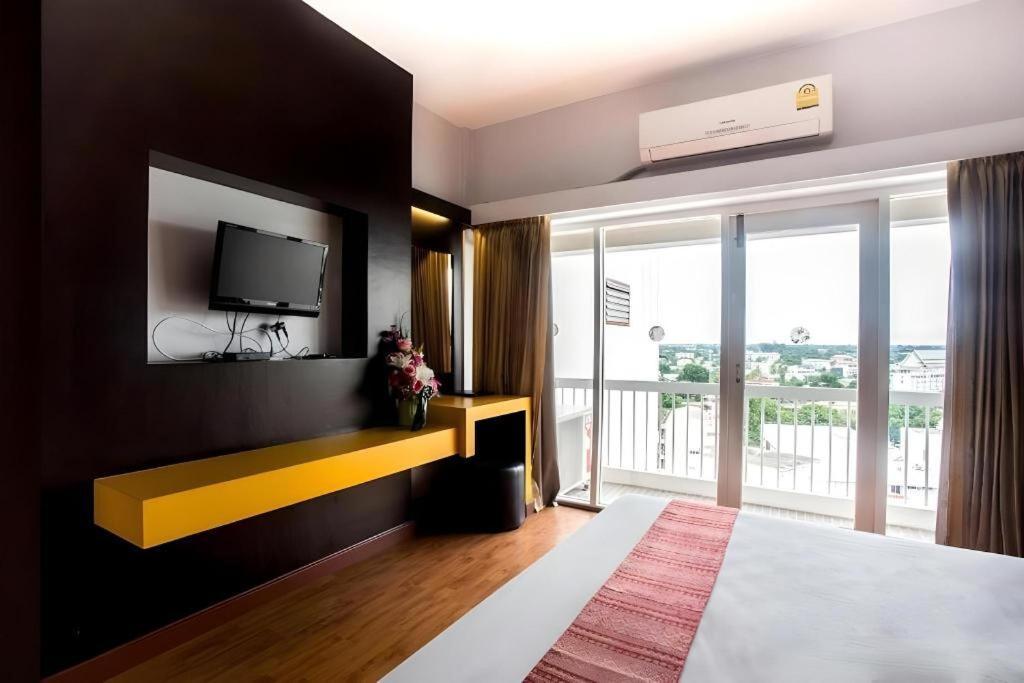 Pailyn Phitsanulok Hotel Luaran gambar