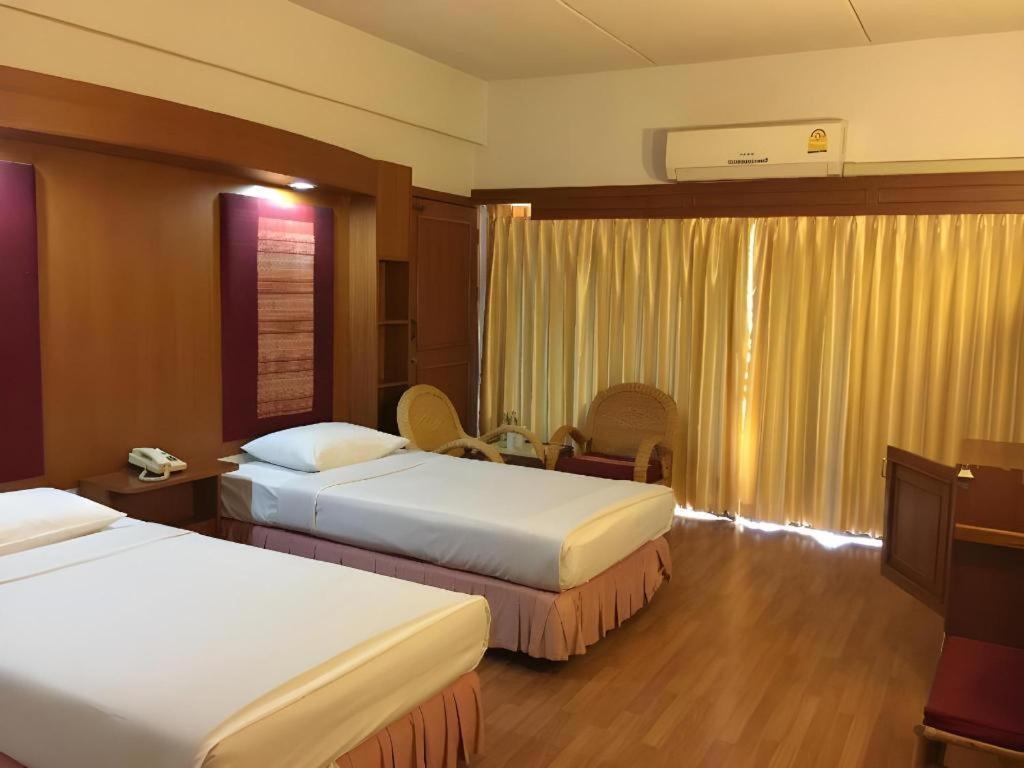 Pailyn Phitsanulok Hotel Luaran gambar