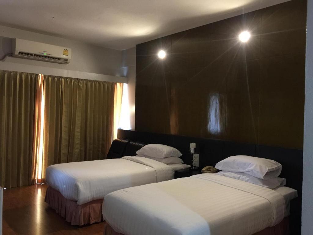 Pailyn Phitsanulok Hotel Luaran gambar