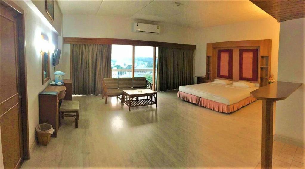 Pailyn Phitsanulok Hotel Luaran gambar
