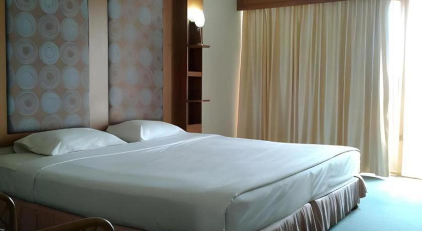 Pailyn Phitsanulok Hotel Luaran gambar