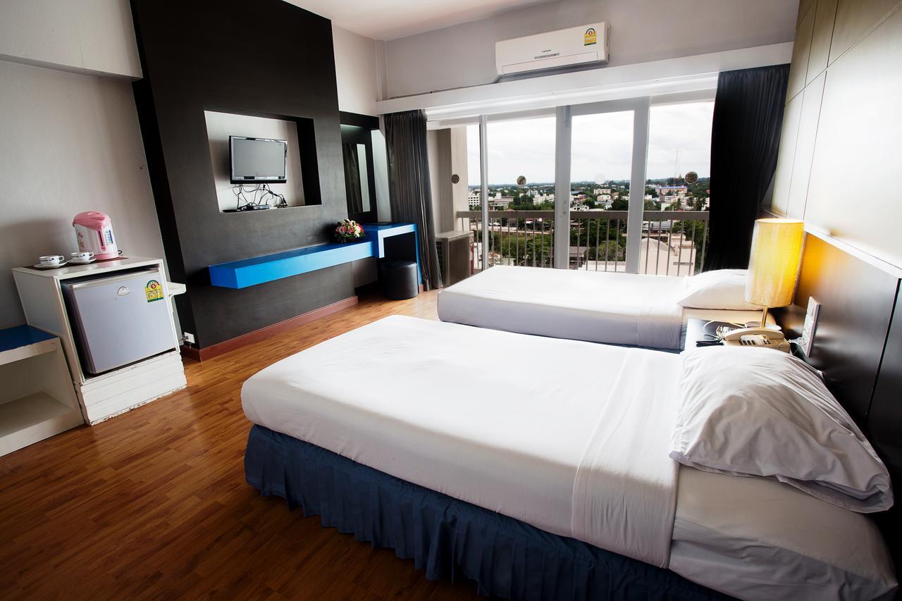 Pailyn Phitsanulok Hotel Luaran gambar
